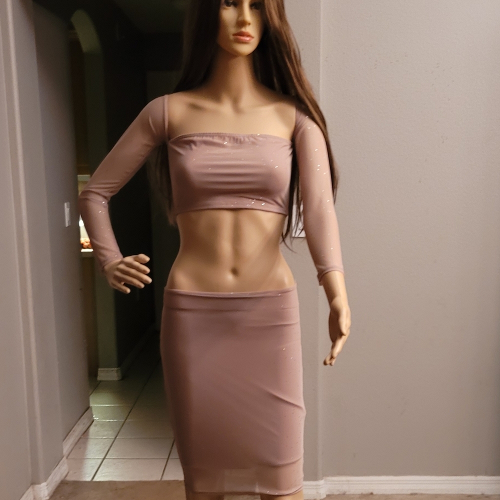 Beautiful Two Piece Glitter Set
